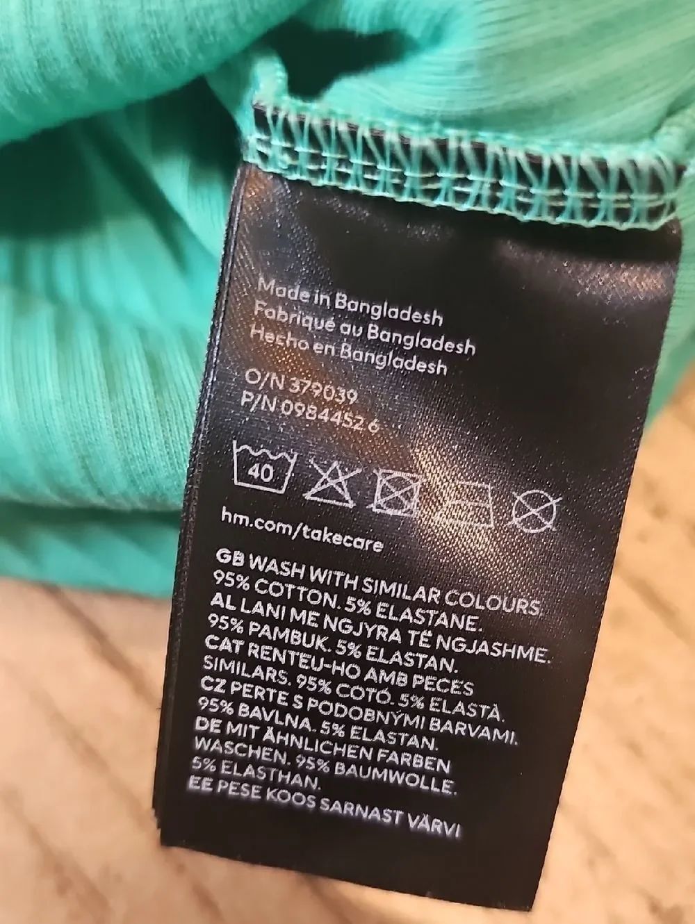 H&M Turquoise Green Ribbed Knit Top with Ruffle Trim Size 8/10 - Picture 5 of 7